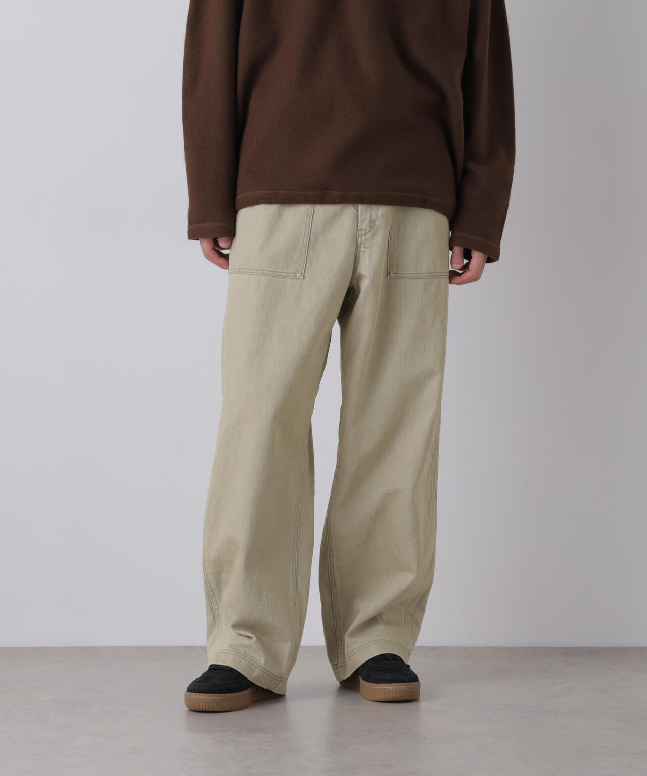 181cm C:84 W:70 H:91 着用サイズ:4
