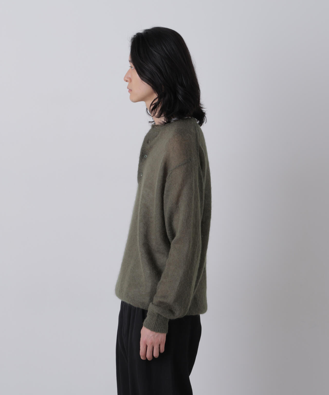181cm C:84 W:70 H:91 着用サイズ:4