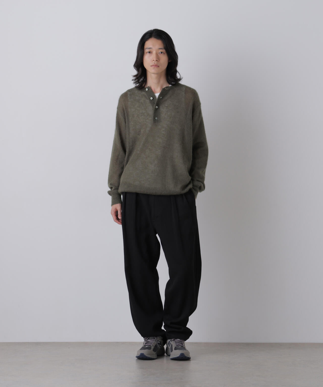 181cm C:84 W:70 H:91 着用サイズ:4