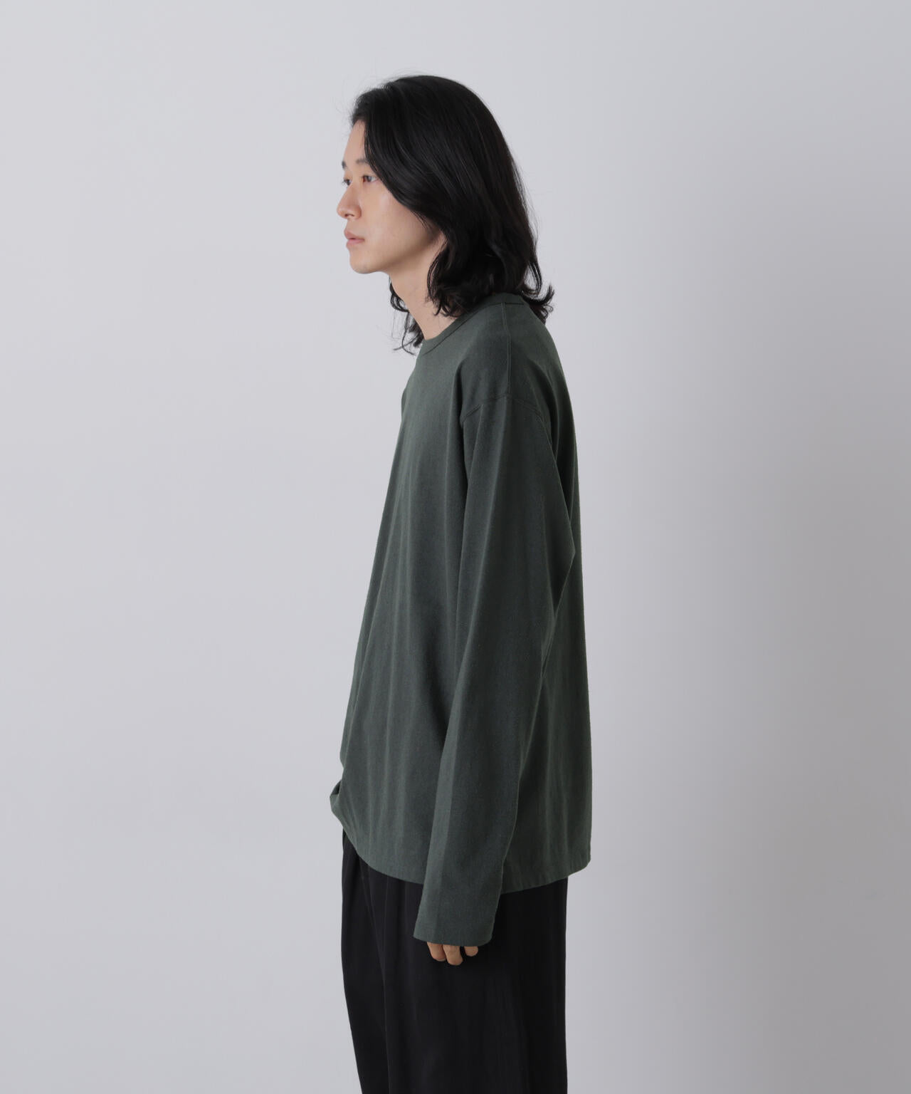 181cm C:84 W:70 H:91 着用サイズ:4