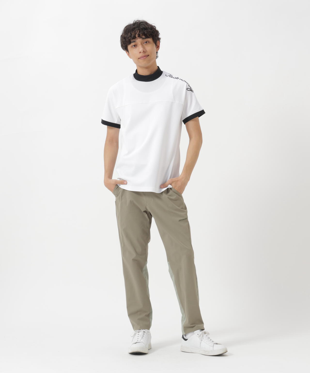 182cm C:84 W:71 H:89 着用サイズ:5