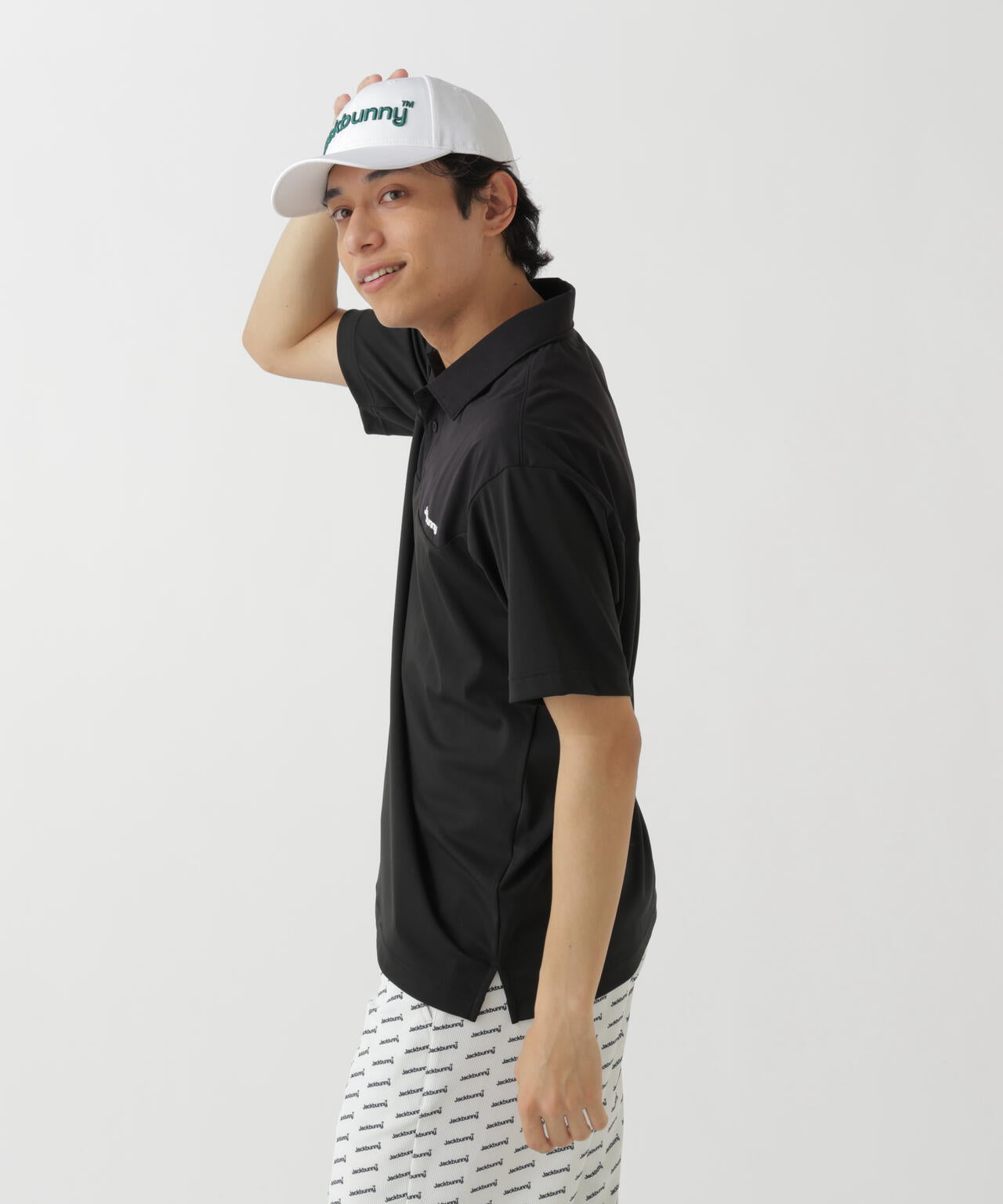 182cm C:84 W:71 H:89 着用サイズ:5