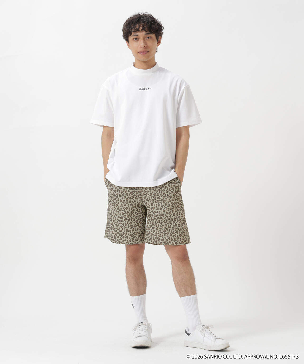 182cm C:84 W:71 H:89 着用サイズ:5