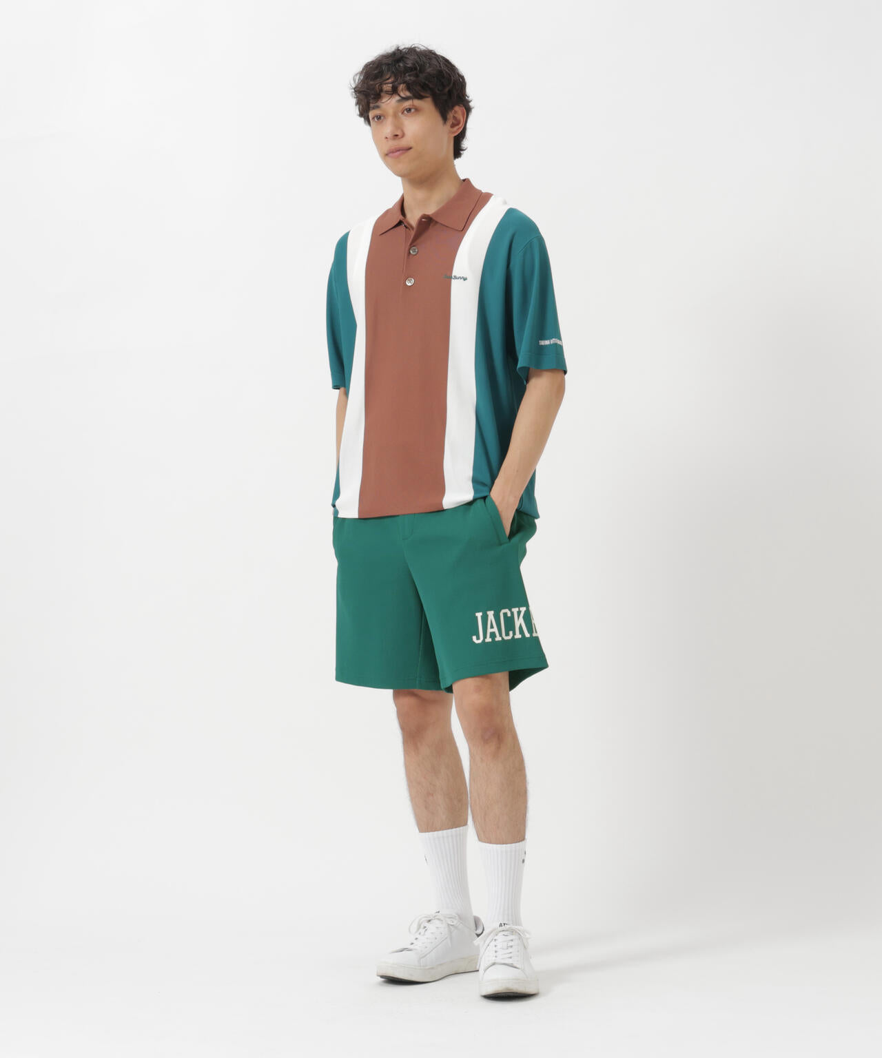 182cm C:84 W:71 H:89 着用サイズ:5
