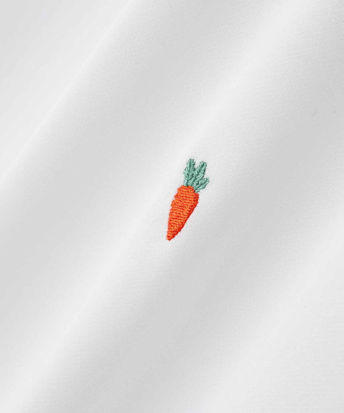 【公式オンライン限定】にんじん刺繍半袖ポロシャツ (ジュニア)