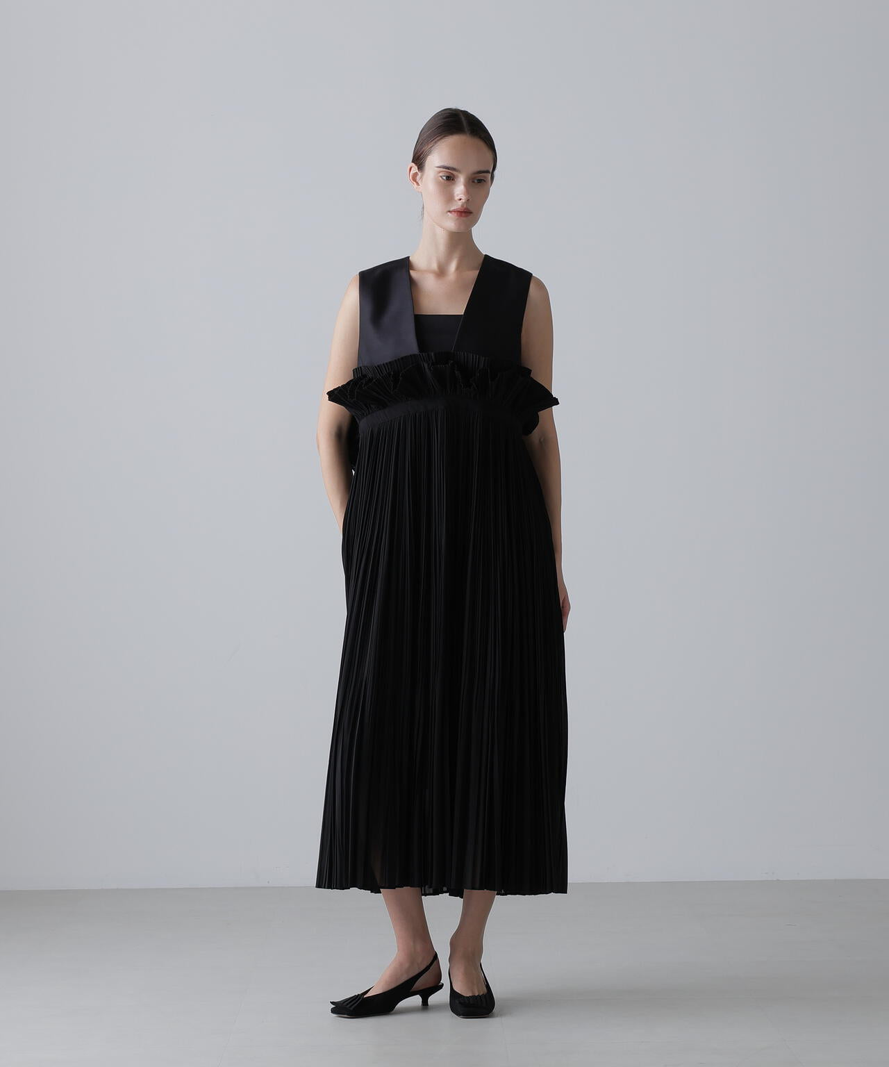 <BLACK LABEL>ハイツイストクレープワンピース