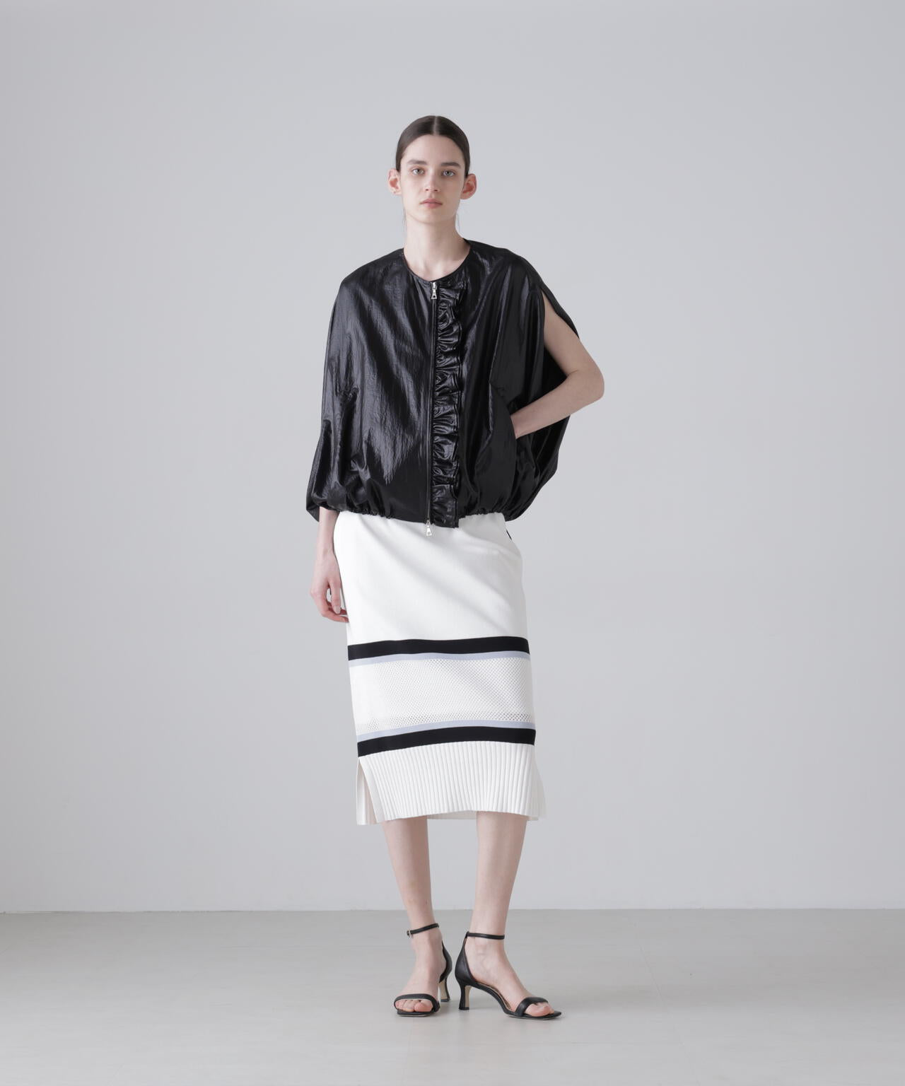 177cm B:80 W:60 H:89 着用サイズ:38