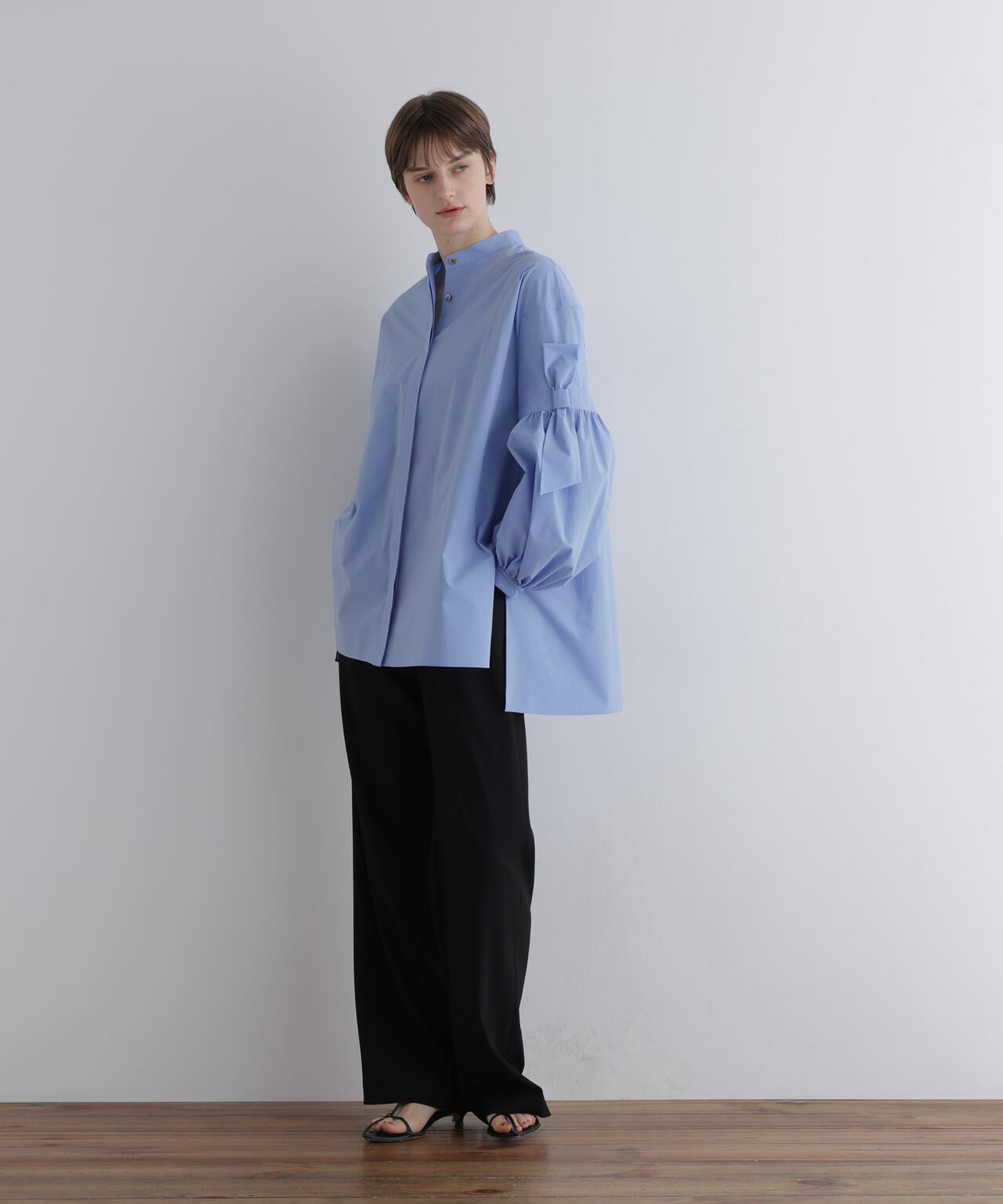 身長173cm B81 W61 H89 着用サイズ:F