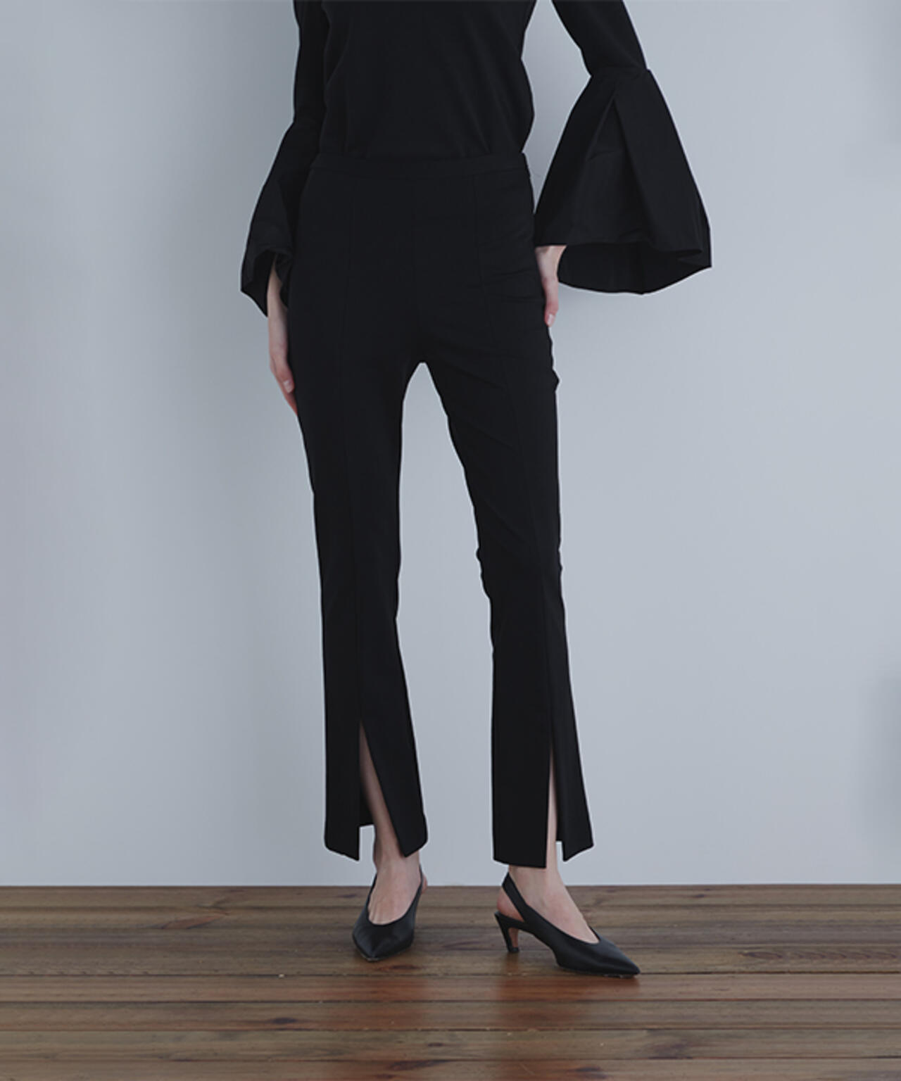【EC限定】ハイストレッチフロンスリットパンツ(+5cm丈)