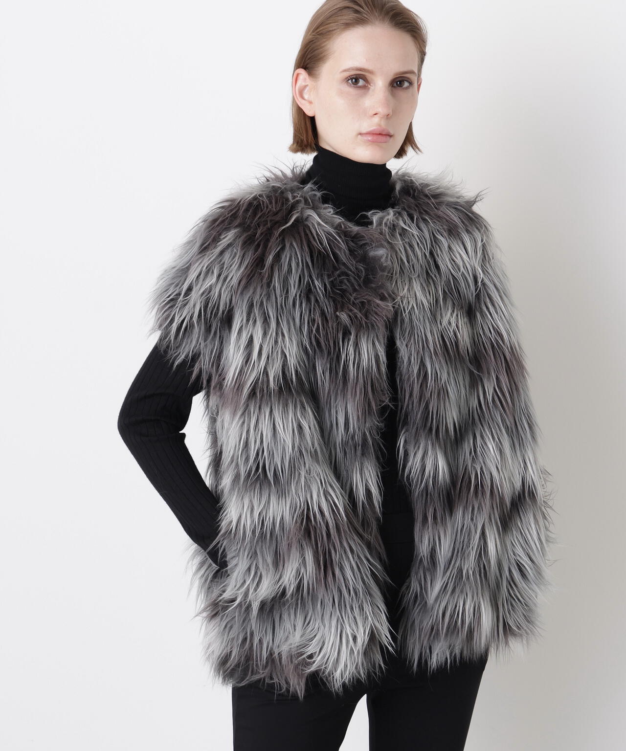 Gradation Dyed Fur Touch Gilet