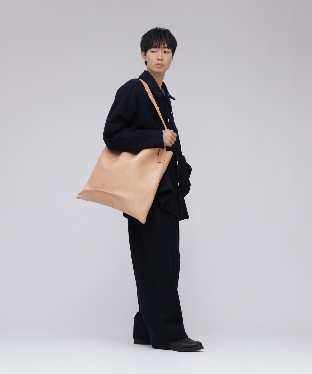 quitan / OVAL TOTE