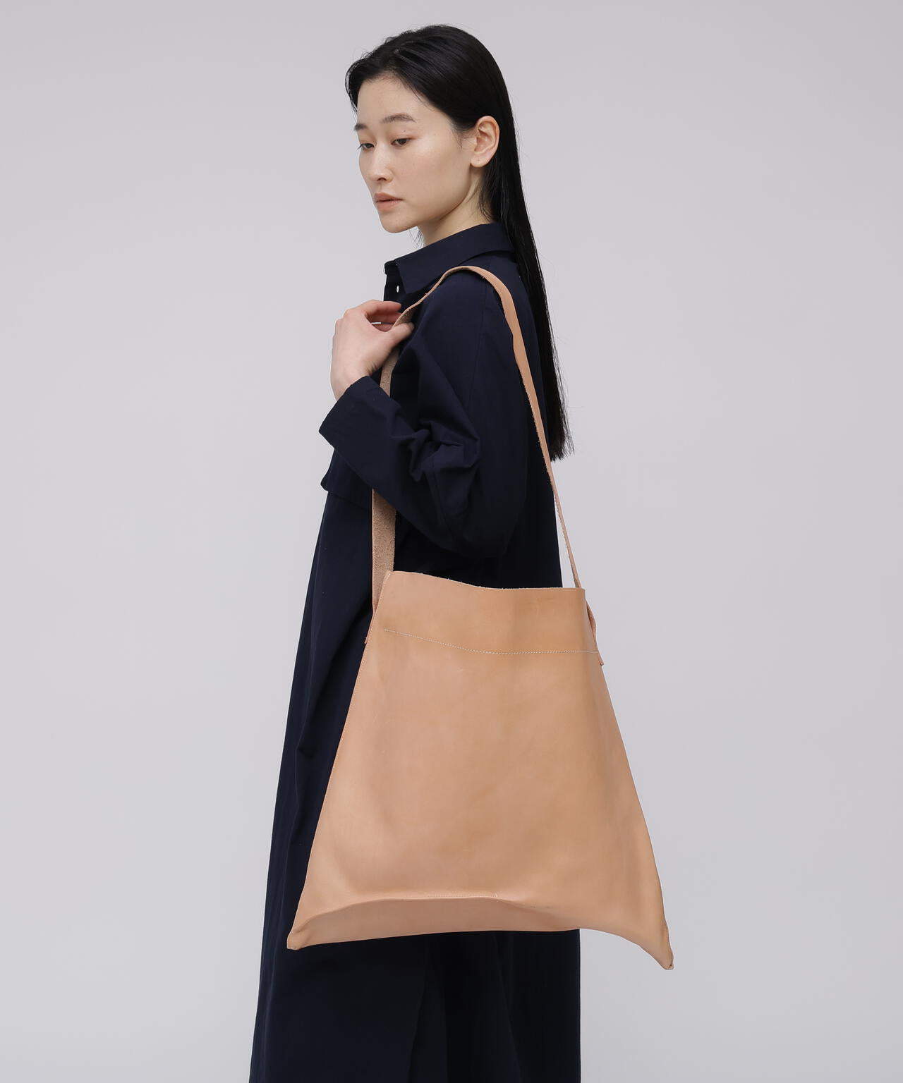 quitan / OVAL TOTE
