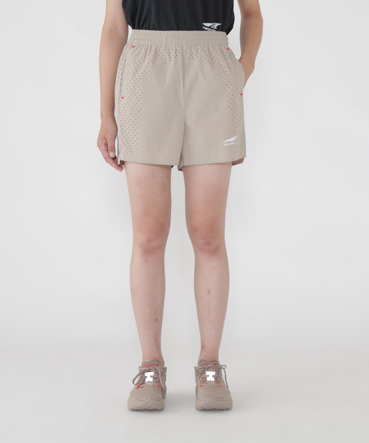 Altra × and wander ventilation short pants