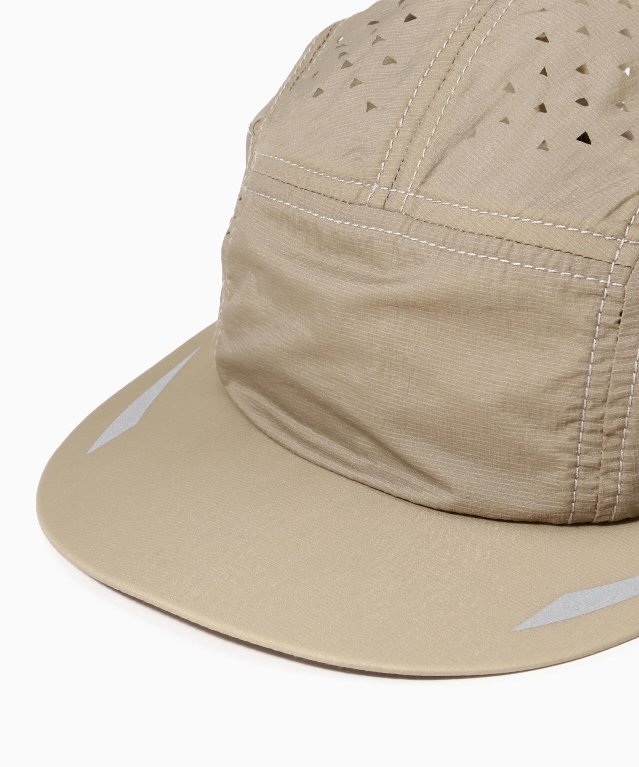 Altra × and wander ventilation cap