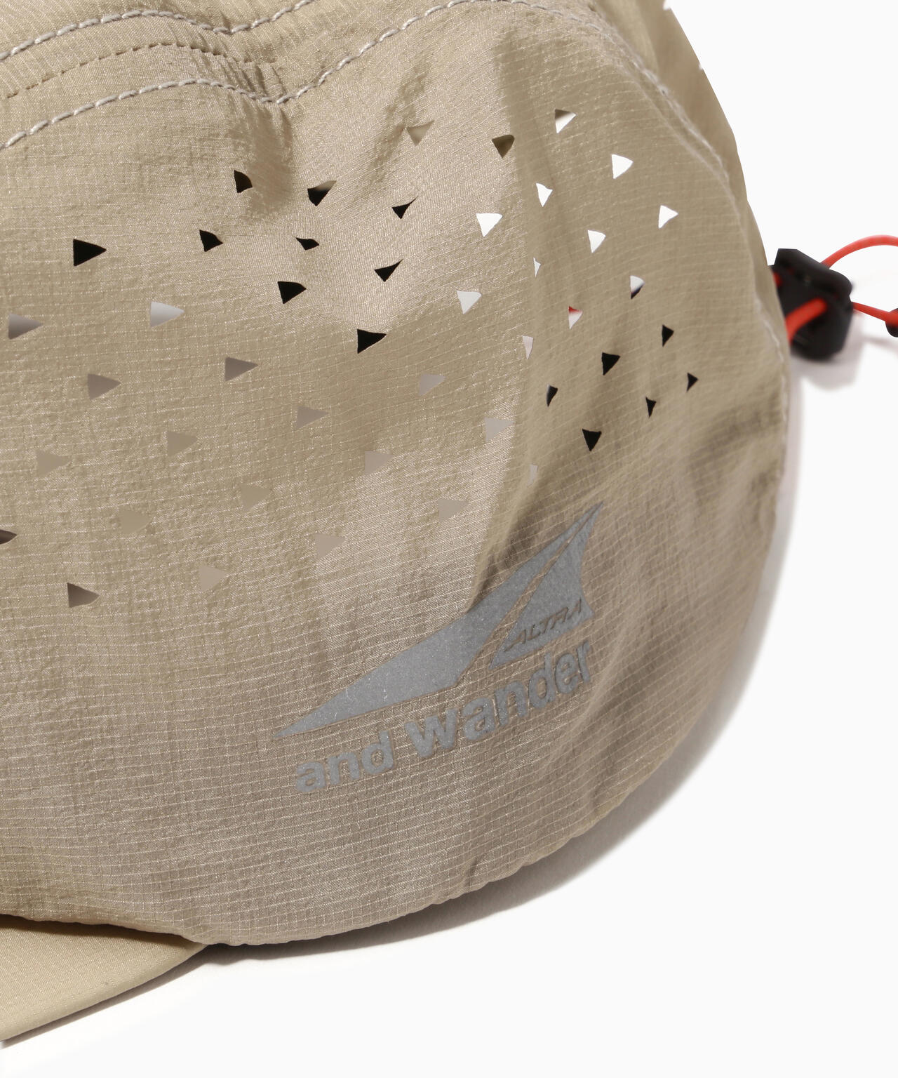 Altra × and wander ventilation cap