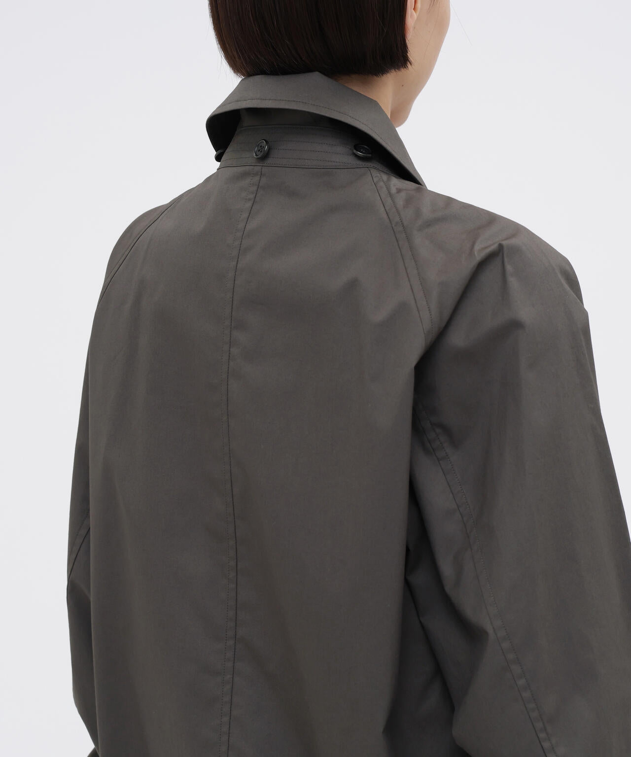 身長168cm B76 W58 H86 着用サイズ:II