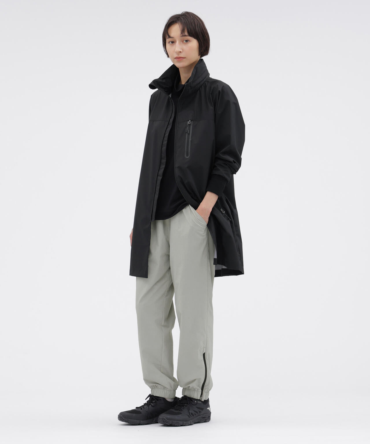 身長168cm B76 W58 H86 着用サイズ:II