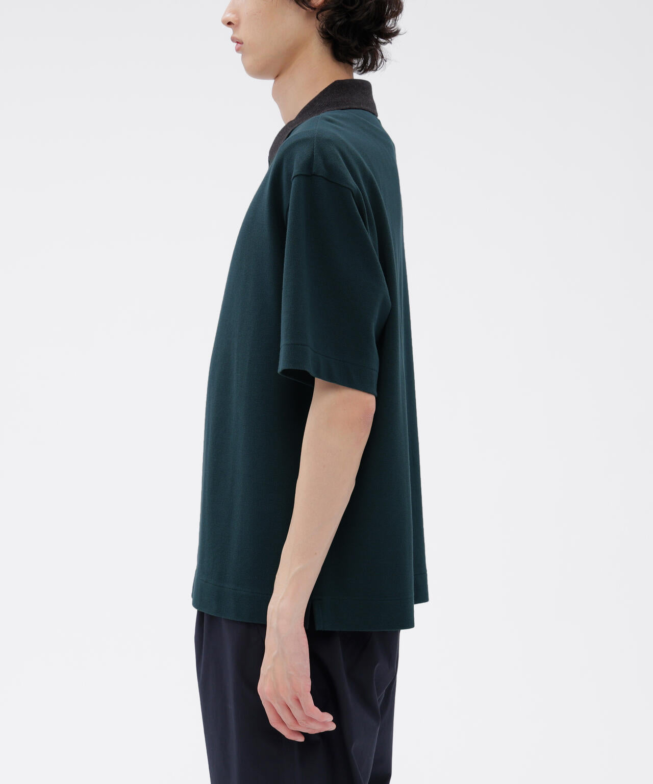 身長185cm B84 W66cm H91cm 着用サイズ:L