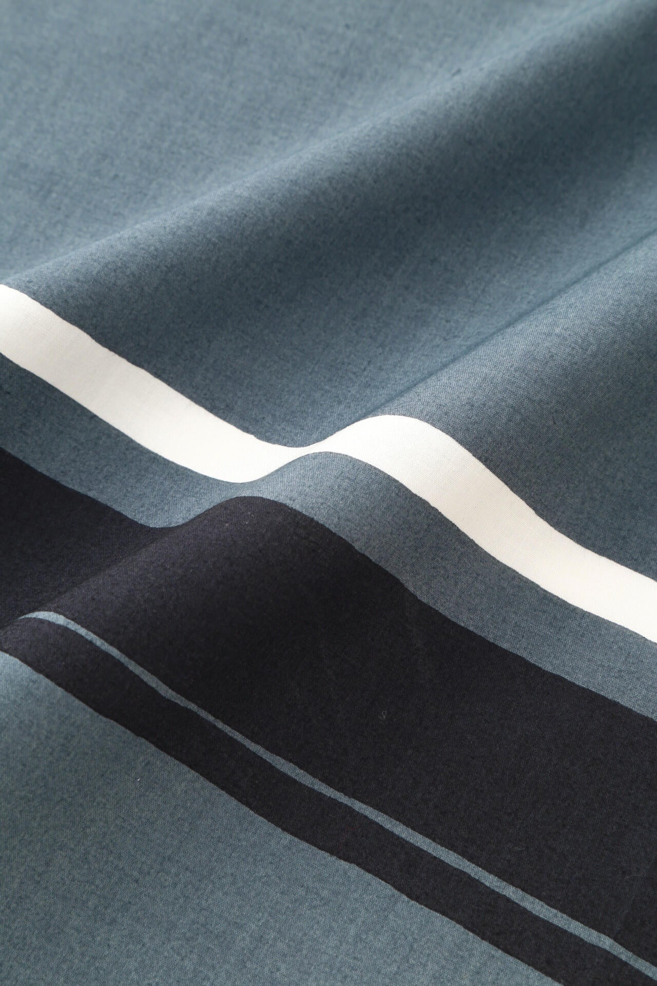 MHL PRINTED BORDER SCARF