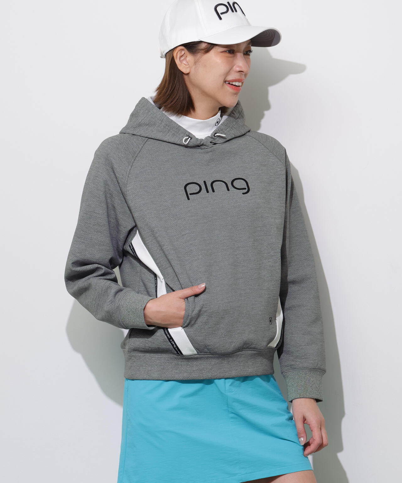 【PING APPAREL】全方向ストレッチ接結裏メッシュ切替ロゴテープスウェットフーディ <PERFORMANCE> (LADIES)