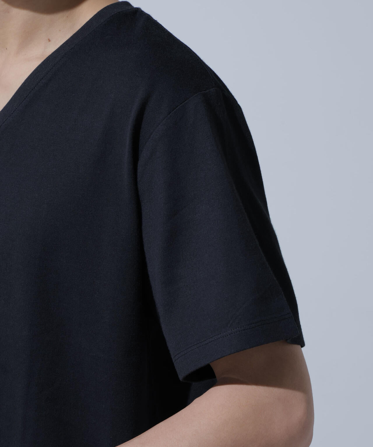 Anti Soaked(R) 汗染み防止 VネックTシャツ