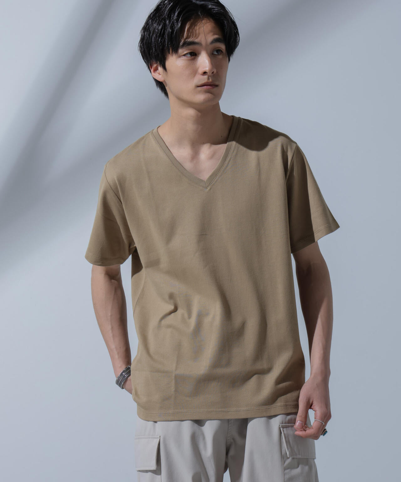 Anti Soaked(R) 汗染み防止 VネックTシャツ