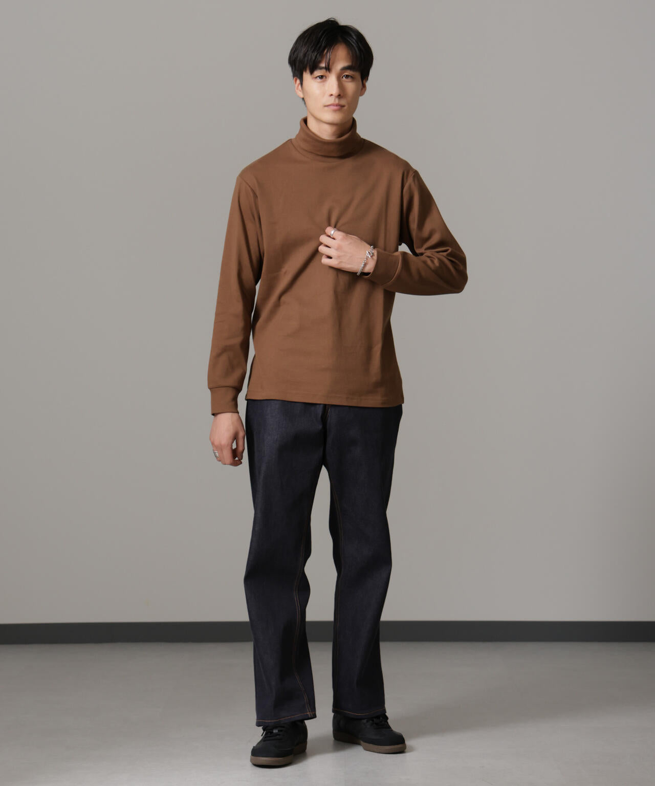 Anti Soaked(R) 汗染み防止 スムースタートルネックTシャツ 長袖