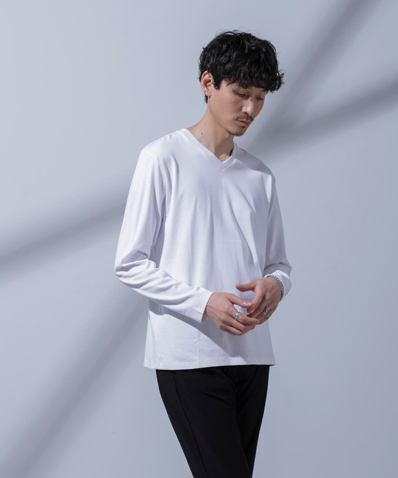 Anti Soaked(R) 汗染み防止 VネックTシャツ