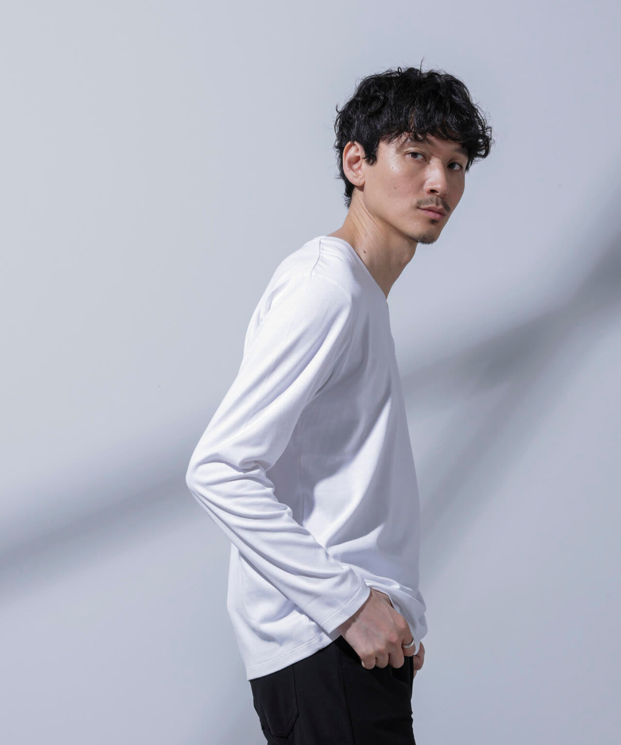 Anti Soaked(R) 汗染み防止 VネックTシャツ