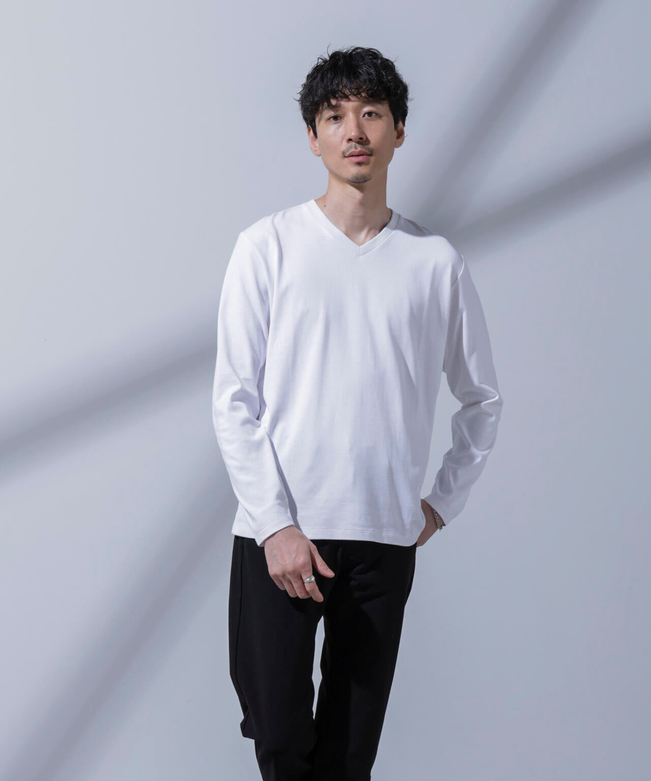 Anti Soaked(R) 汗染み防止 VネックTシャツ