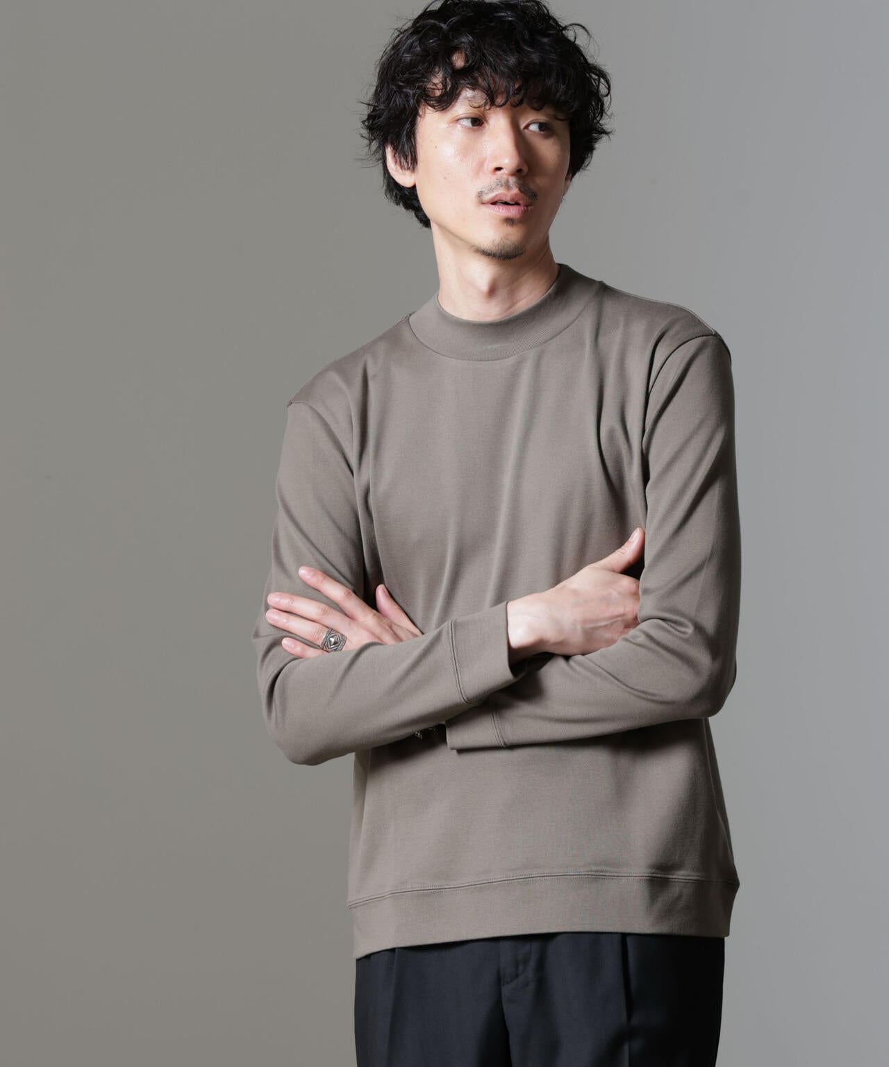 「FORMAL JERSEY」モックネックカットソー長袖