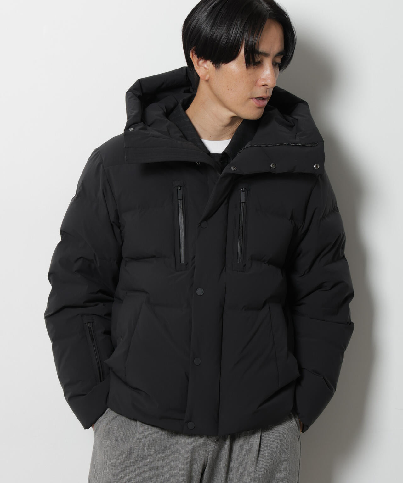 「西川ダウン(R)」SOLOTEXショートダウン