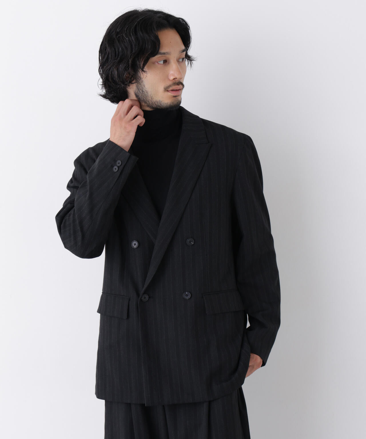 181cm B:75 W:73 H:90 着用サイズ:L