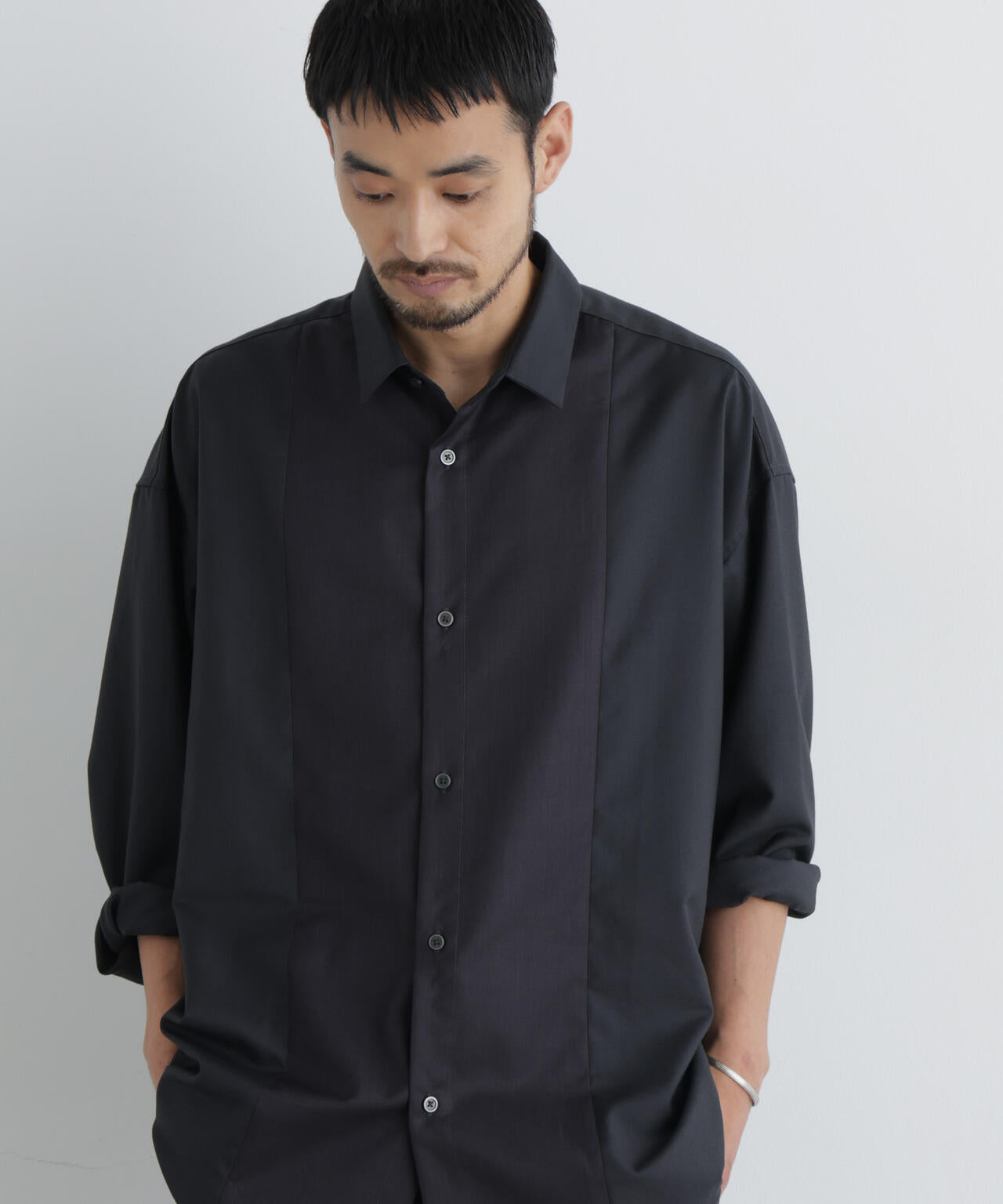 180cm B:89 W:70 H:91 着用サイズ:L