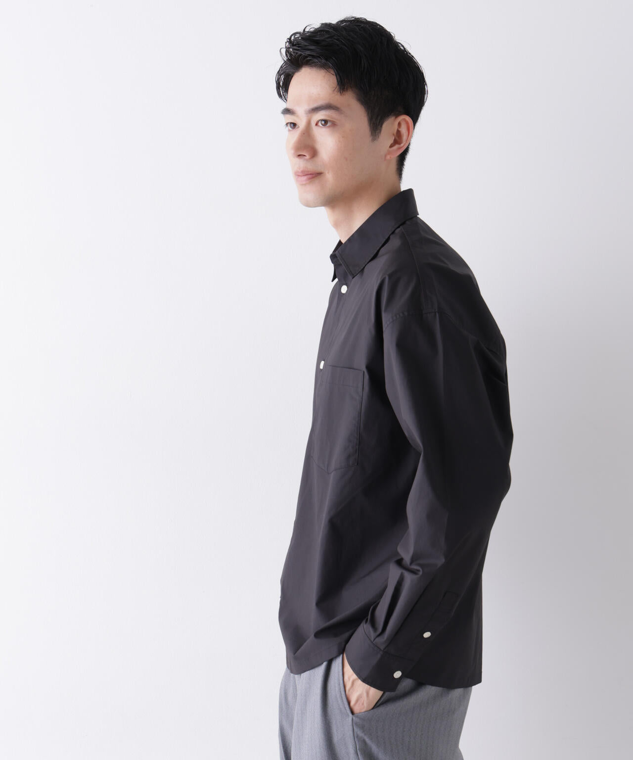 「James Fabric」 ボクシークロップドシャツブルゾン