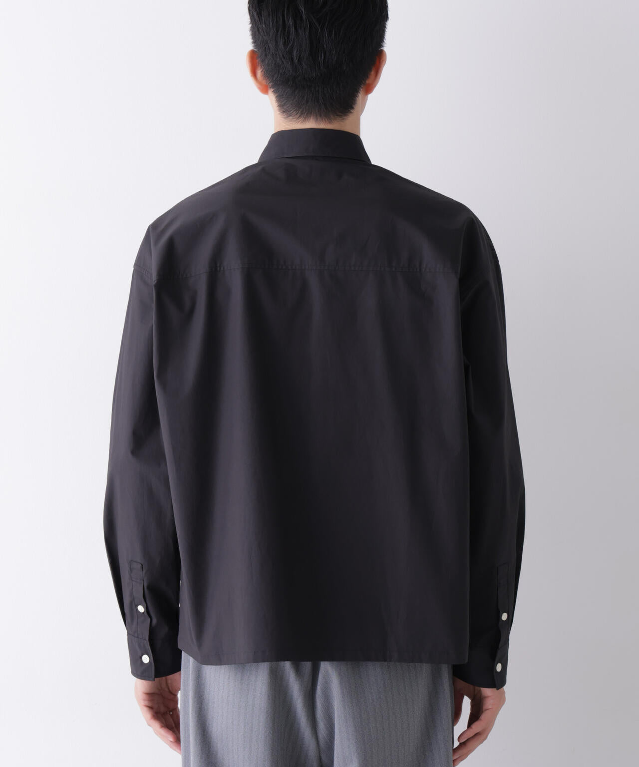 「James Fabric」 ボクシークロップドシャツブルゾン
