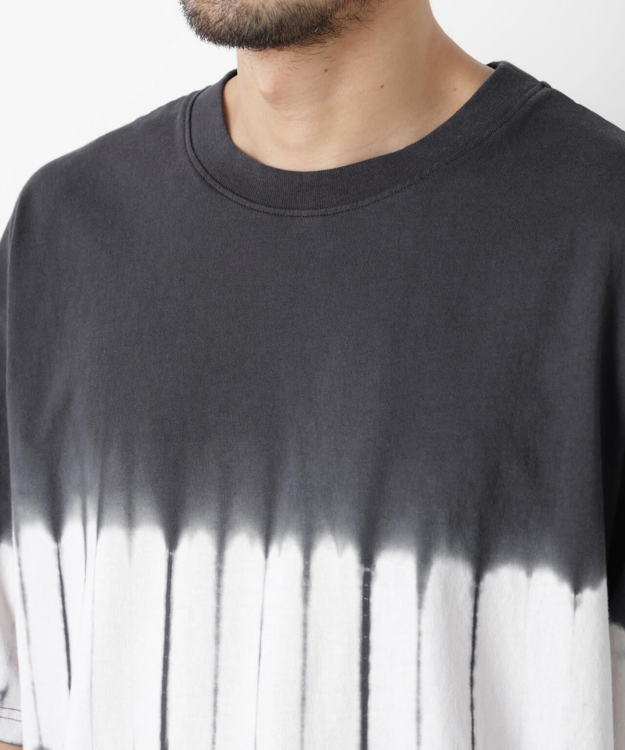 ブラックタイダイTシャツ