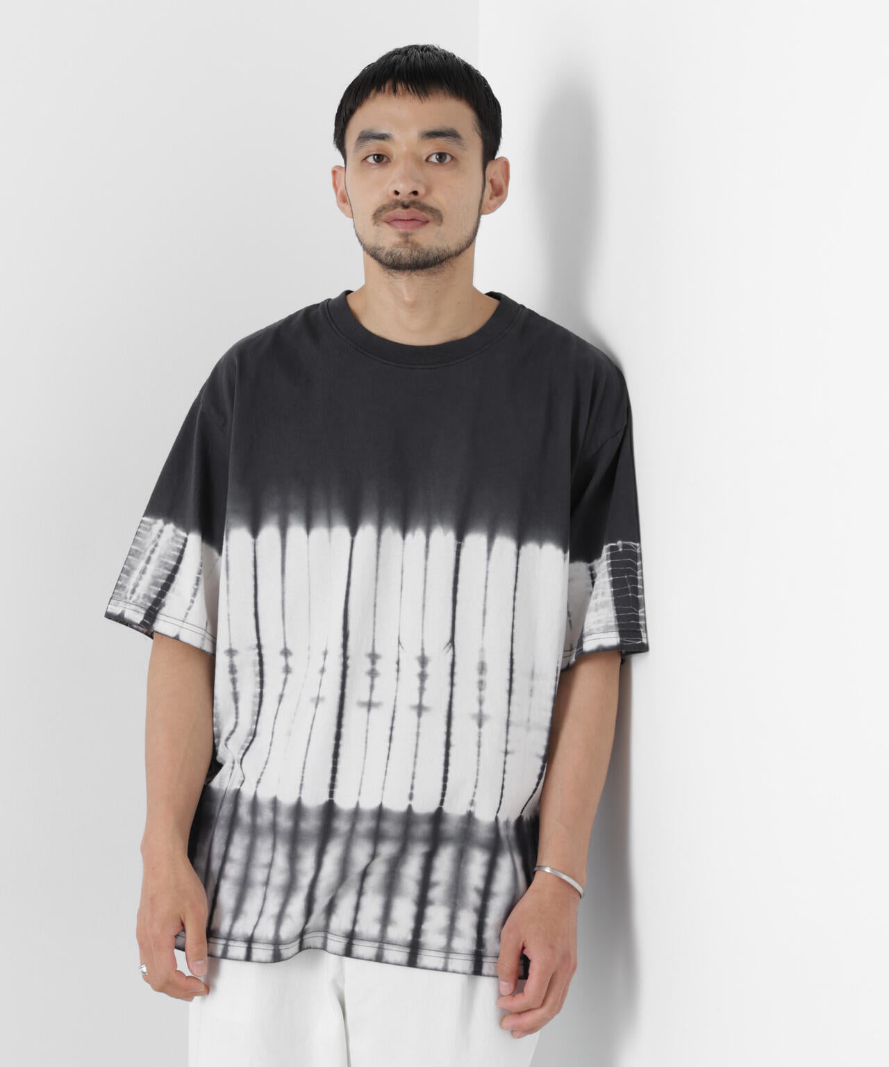 ブラックタイダイTシャツ