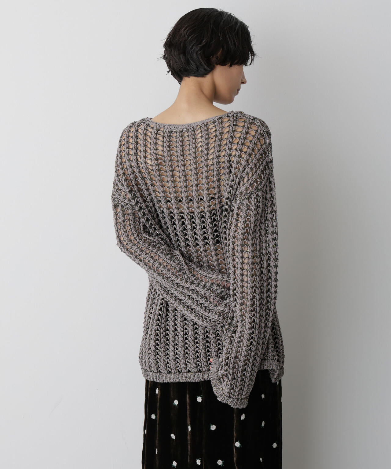 「STEVELOUR」シャイニーレースニットトップス