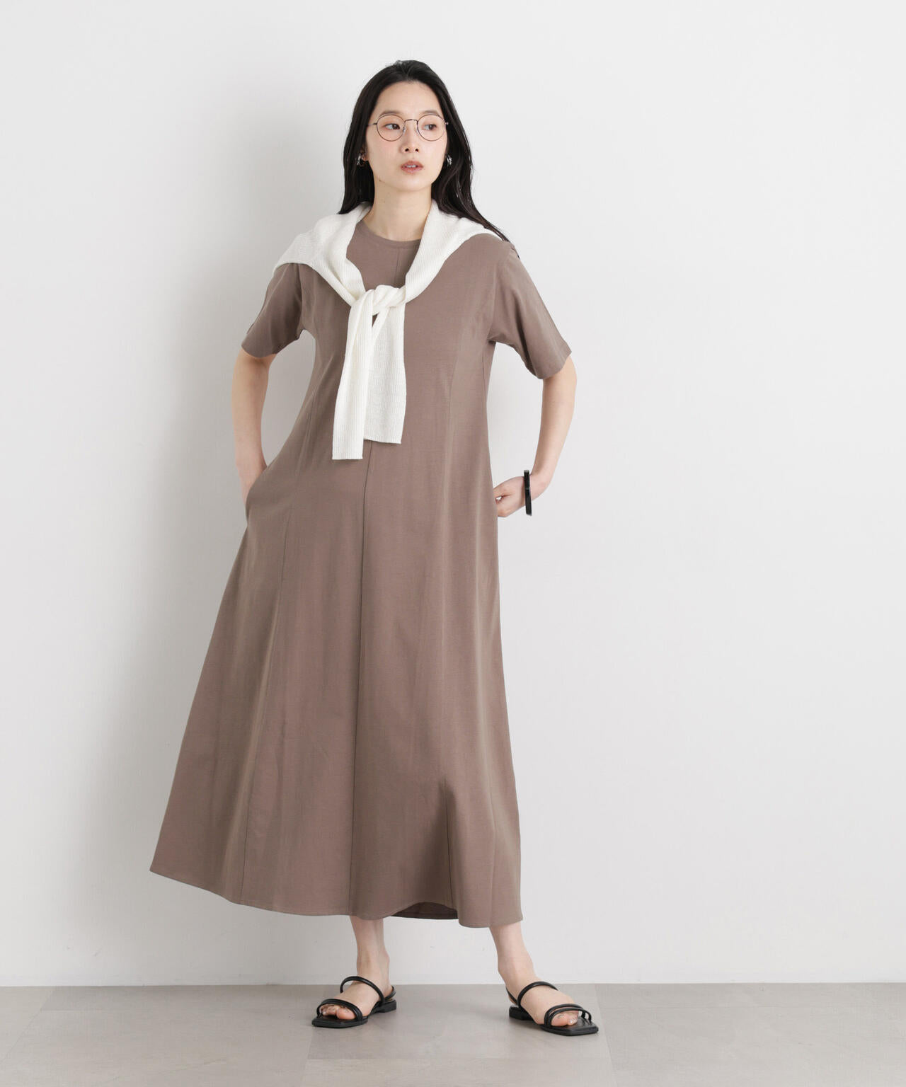 バッククロスフレアワンピース