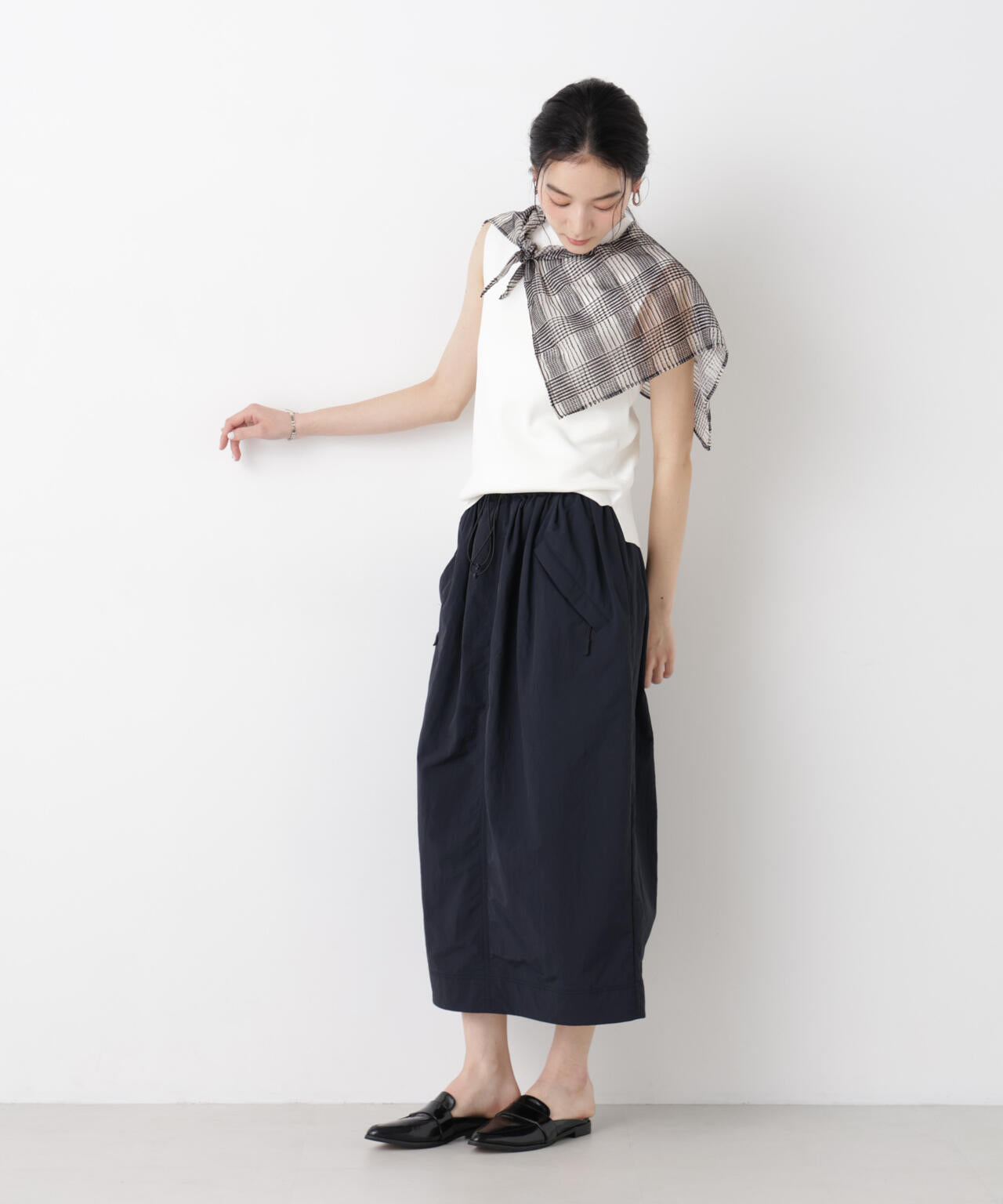 SUMMER VEIL KNIT 総針ノースリーブニット