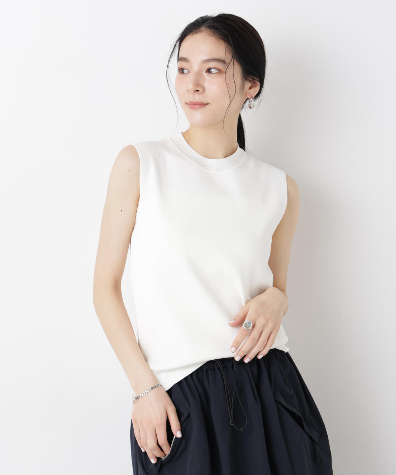 SUMMER VEIL KNIT 総針ノースリーブニット