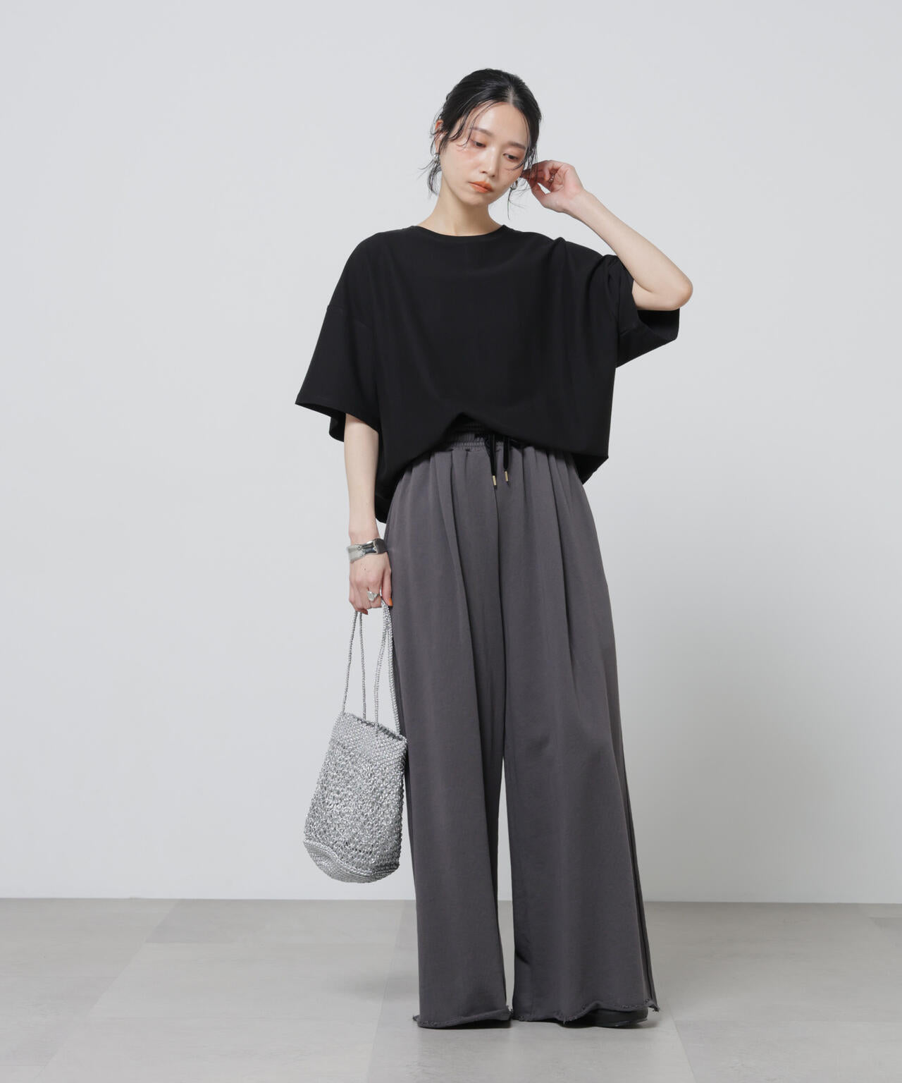 「Meaningful Continuity」coveross(R)ツイル調冷感プレーティング天竺Tシャツ
