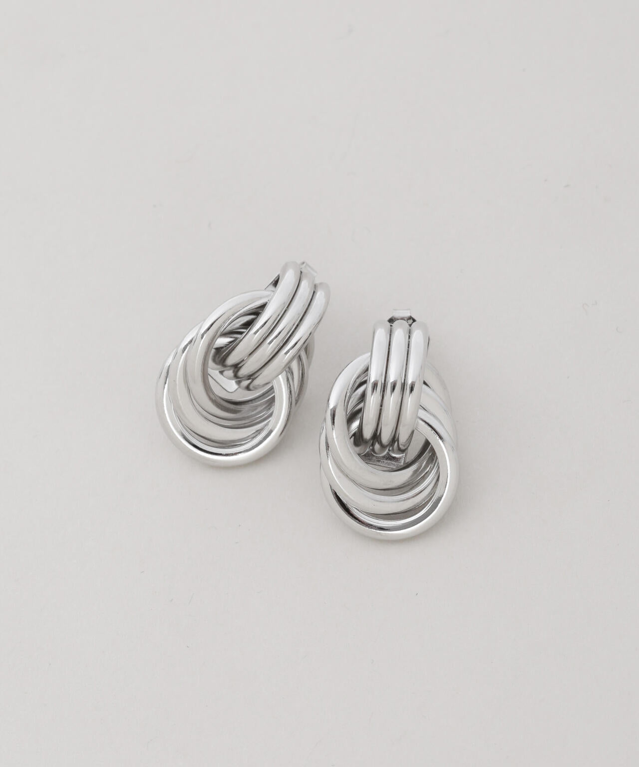 クロスリングピアス