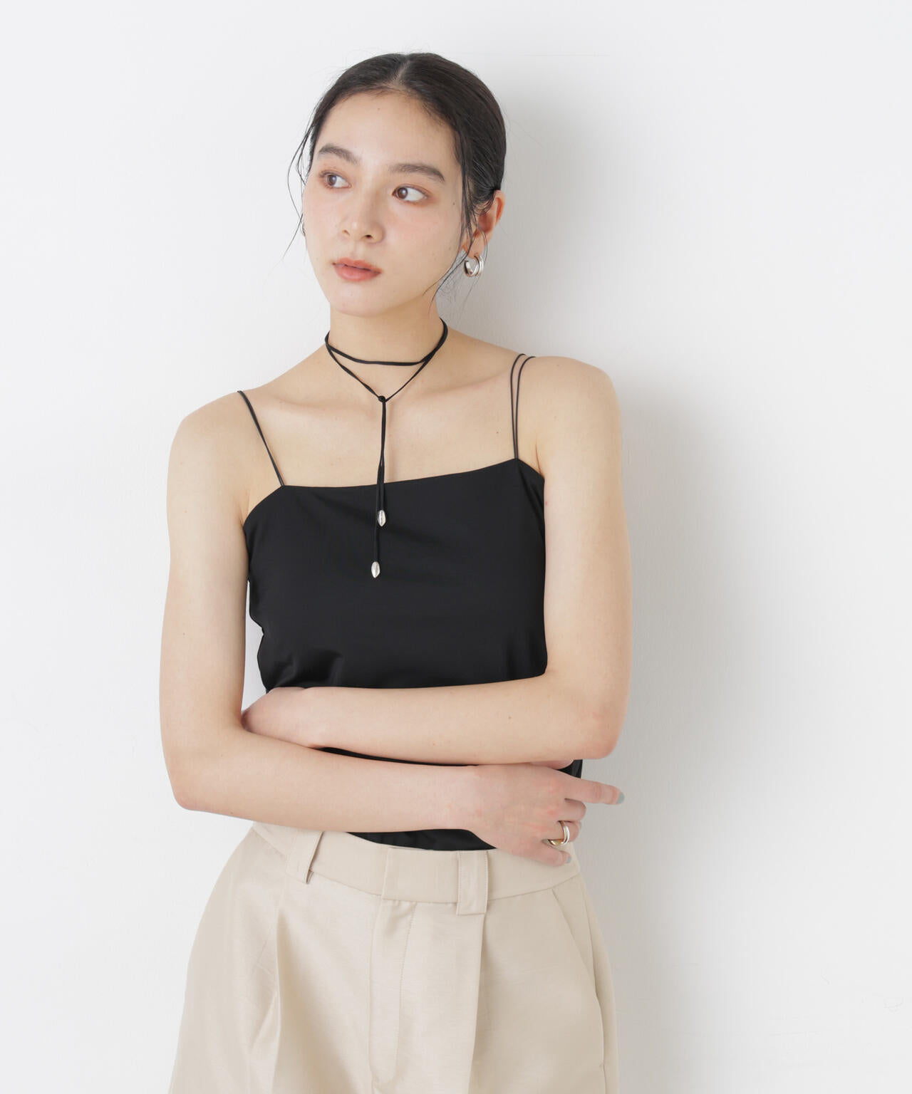 ストレッチポンチカップ付きベアトップキャミソール
