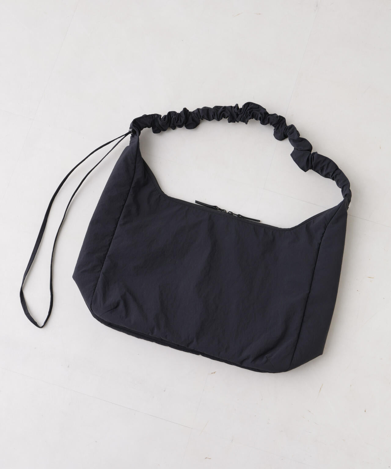 WEB限定/スクエアショルダーバッグ