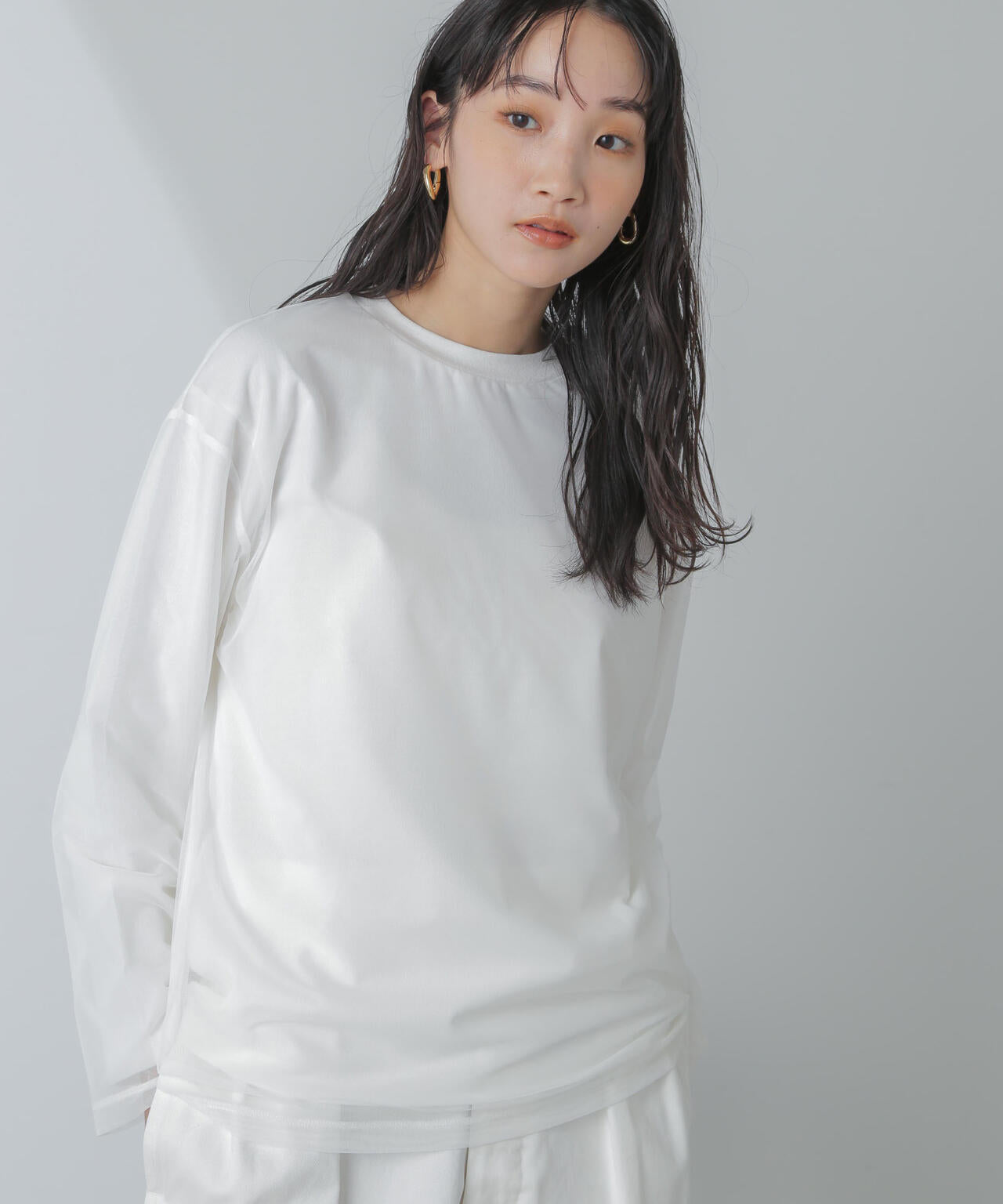 チュールレイヤードロングスリーブTシャツ