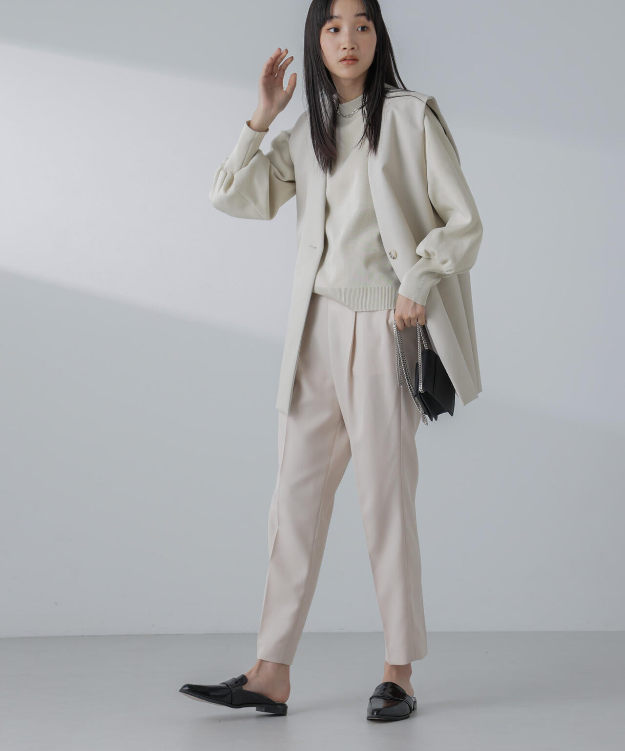 ウエストバインダーゴムテーパードストレッチパンツ