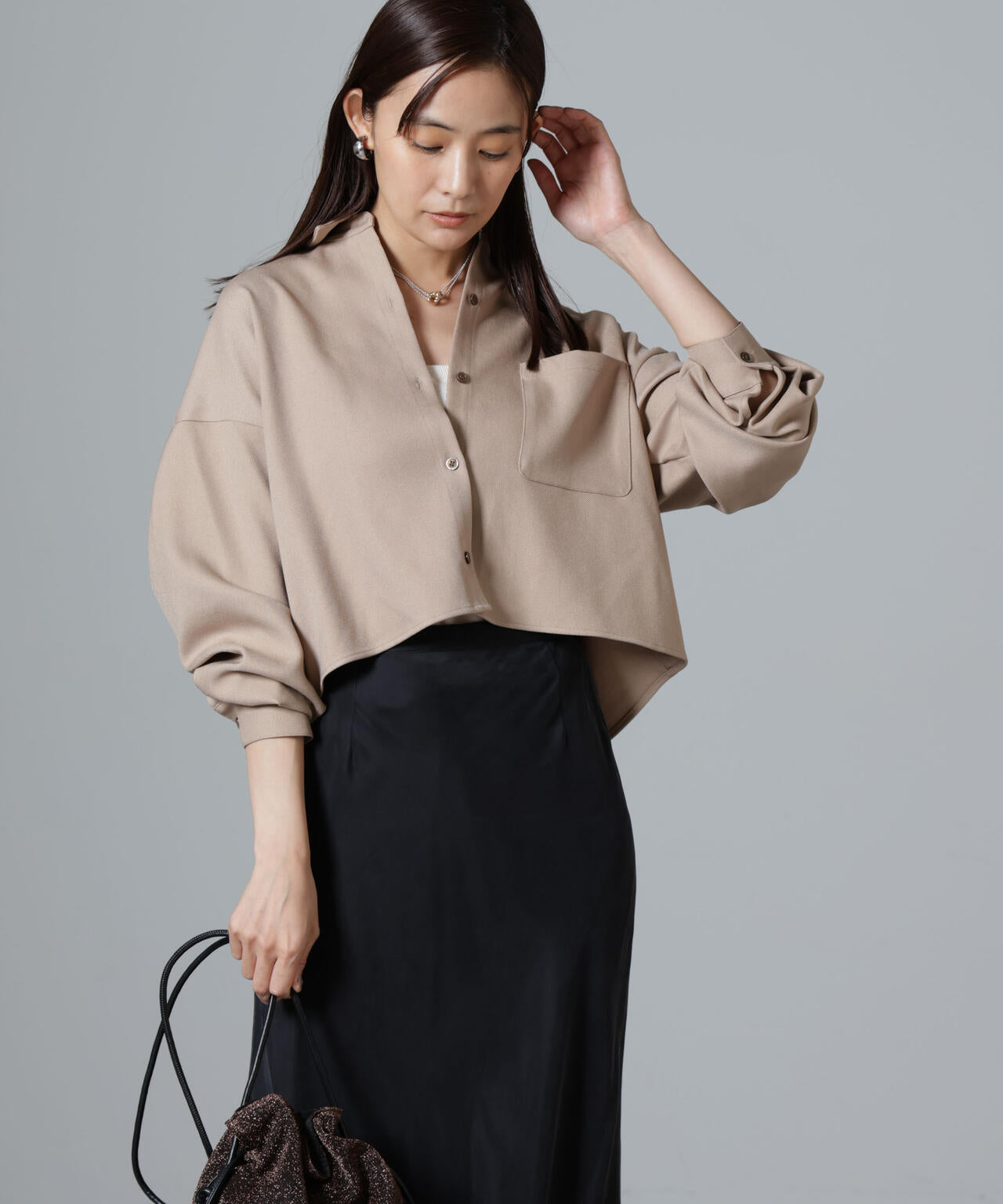 バックコンシャスクロップドシャツ(セットアップ可)