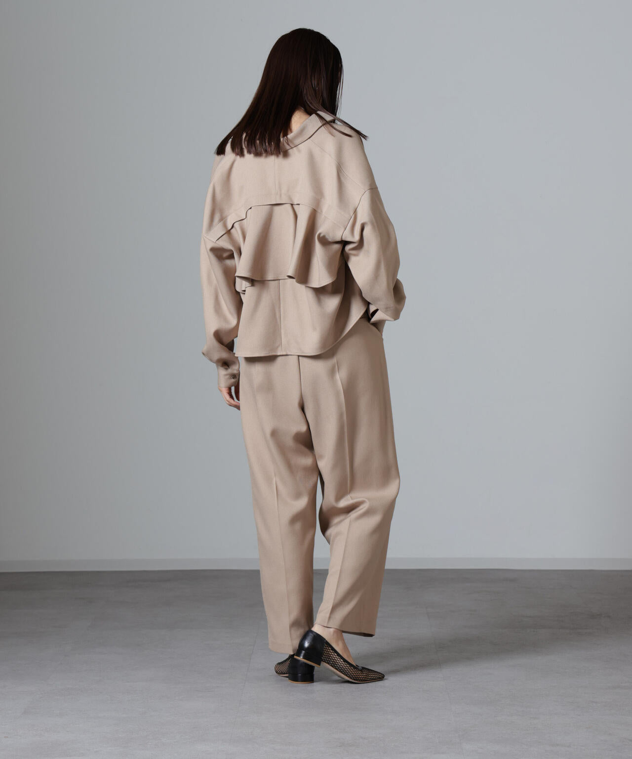 バックコンシャスクロップドシャツ(セットアップ可)